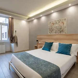 Bed & Breakfast Drago D'oro - Accross From Metro Vittorio Emanuele, Roma