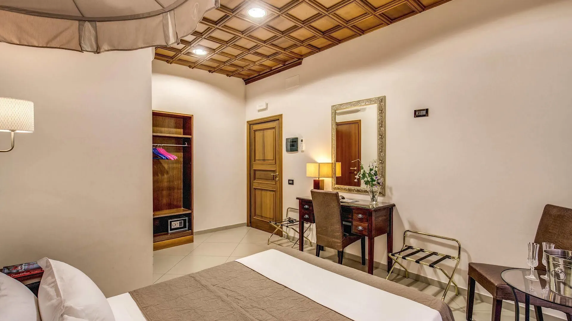 Artemis Guest House Rome Italy